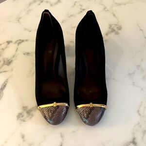 Tory Burch 3” classic pump Black and Gold